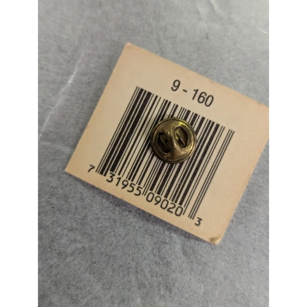 H Vintage Girl Scouts Scout‎ cookie sale pin NEW